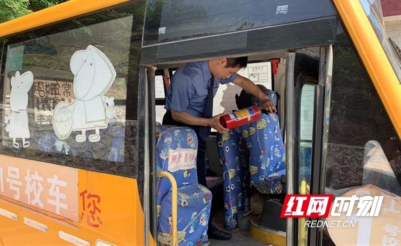 祁東縣：開展聯(lián)合安全檢查，筑牢校車安全防線