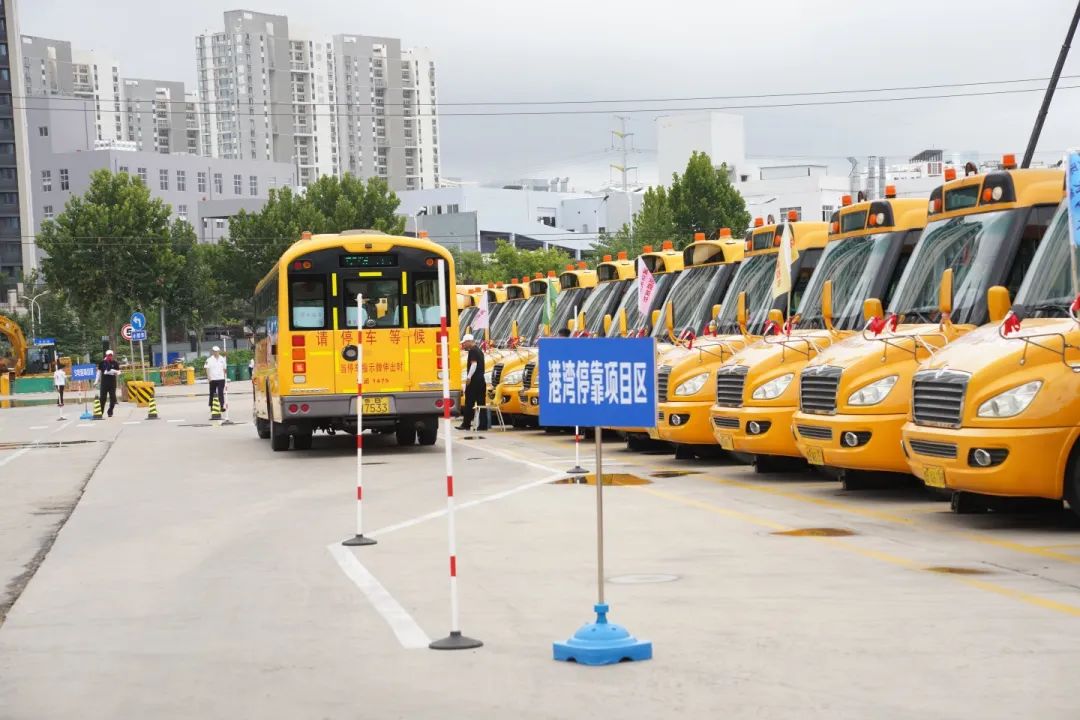 校車駕駛員技能“大比武” | 2000余名“老司機”亮出真功夫