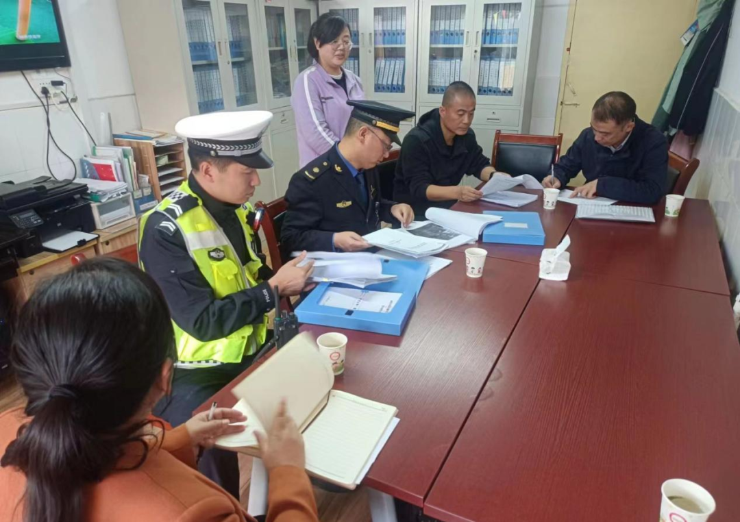 安全“童”行~ 西安國際港務(wù)區(qū)開展秋冬季校車專項整治行動! 圖片