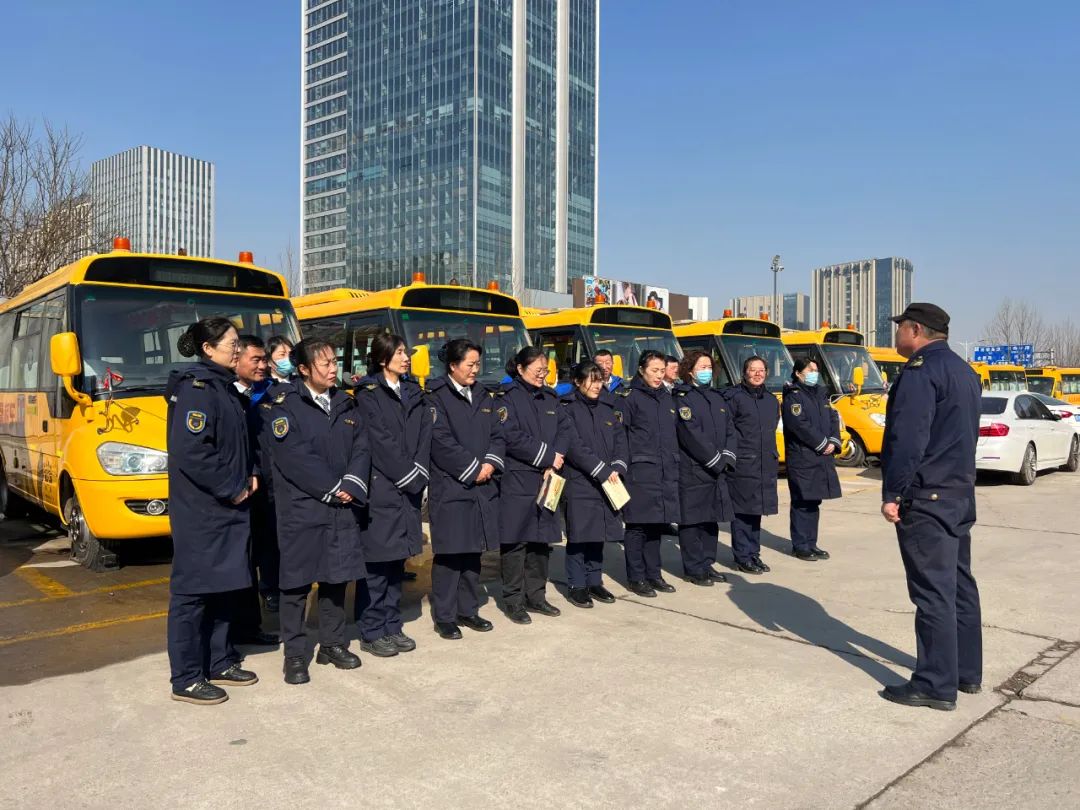 安全為先 常態(tài)“升級” | 青島城運控股集團交運溫馨校車進入“寒假模式” 圖片