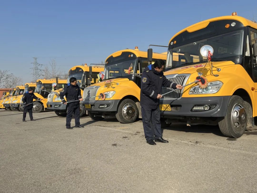 安全為先 常態(tài)“升級” | 青島城運控股集團交運溫馨校車進入“寒假模式” 圖片