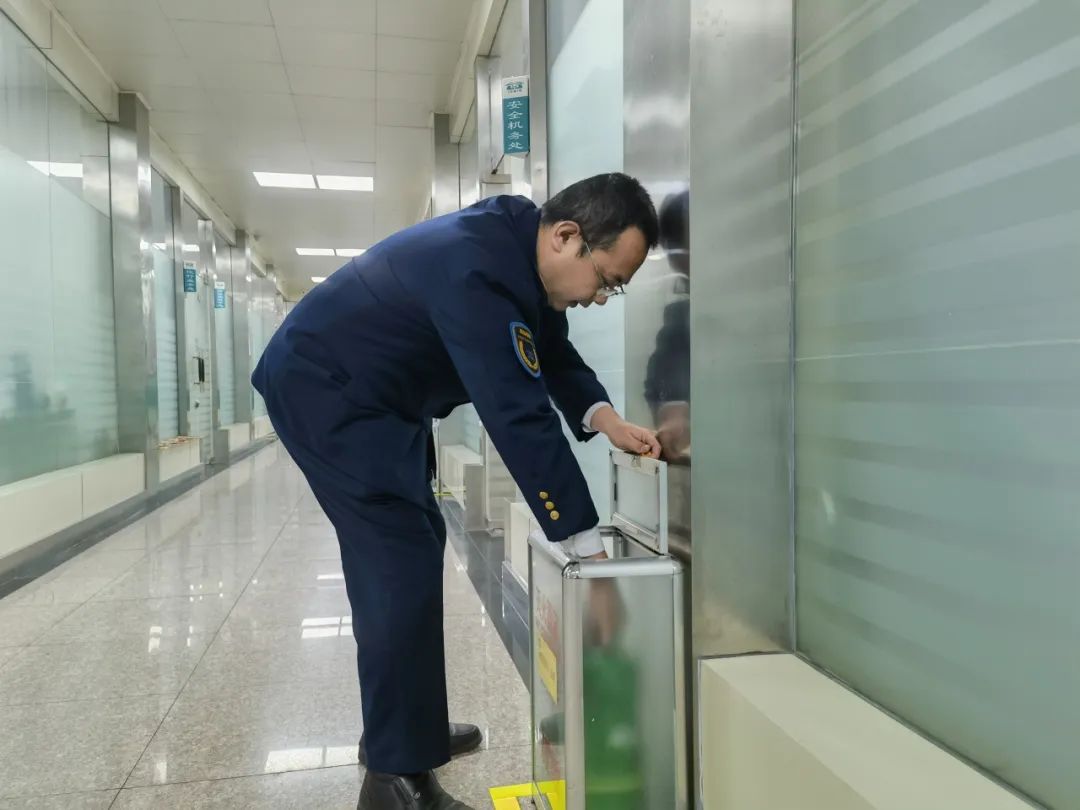 安全為先 常態(tài)“升級” | 青島城運控股集團交運溫馨校車進入“寒假模式” 圖片