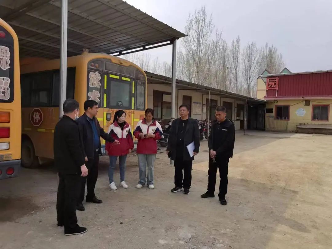 筑牢校園交通安全防線--------校車安全大檢查/ 圖片