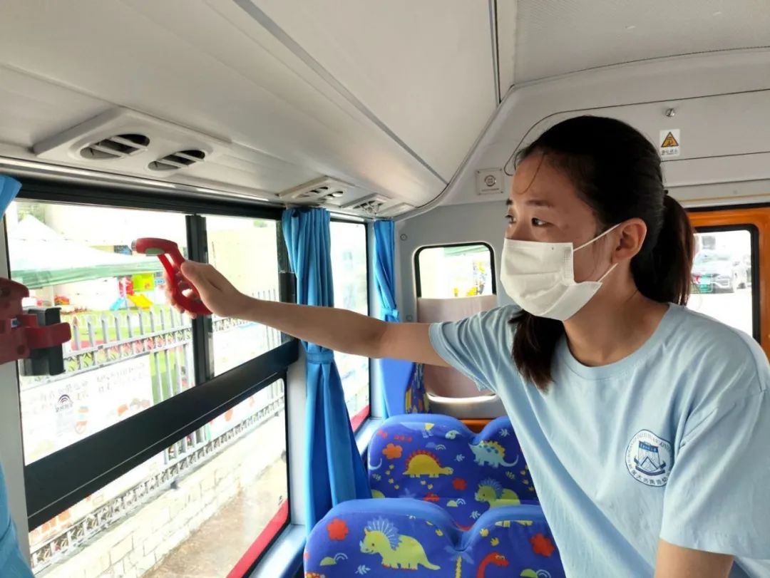 安全護航，平安抵達 ▎佛山市南海區(qū)大瀝禹源幼兒園2024年校車安全應(yīng)急演練