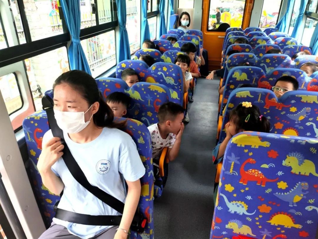 安全護航，平安抵達 ▎佛山市南海區(qū)大瀝禹源幼兒園2024年校車安全應(yīng)急演練