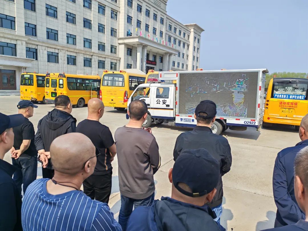 克山縣多部門聯(lián)合開展校車安全檢查活動(dòng)/ 圖片