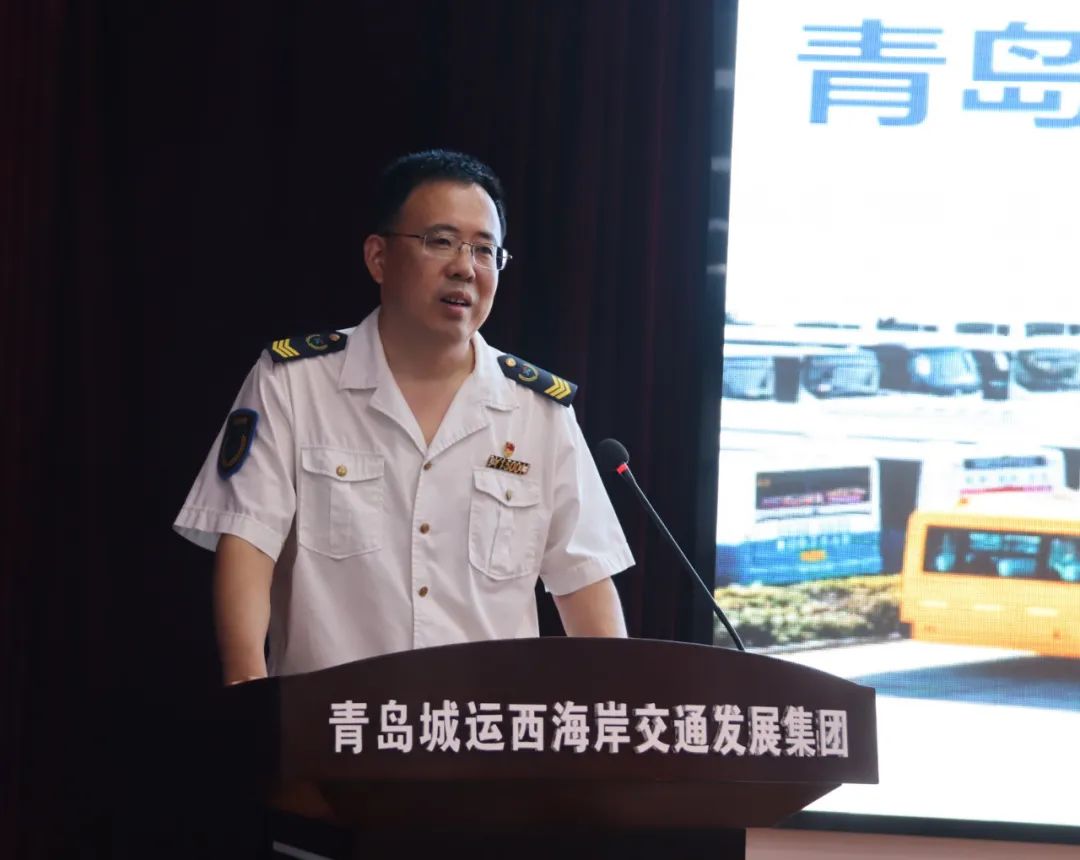 校車暑期“休整” 照管員技能“升級(jí)”——西海岸溫馨校車公司開展崗位大練兵 圖片