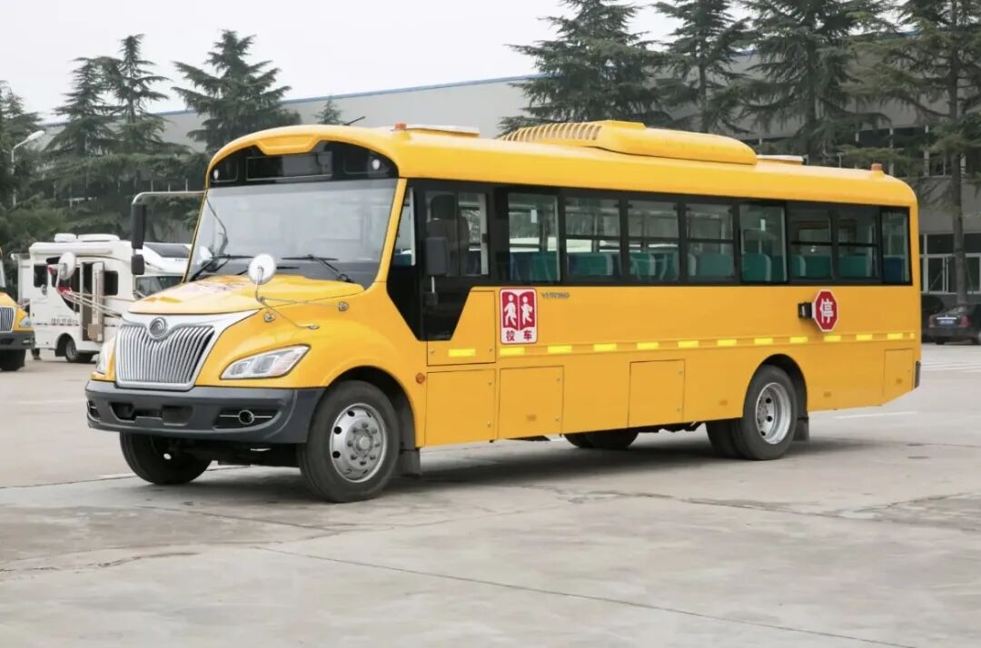 玉泉區(qū)第三幼兒園昭君分園有校車?yán)玻。? border=