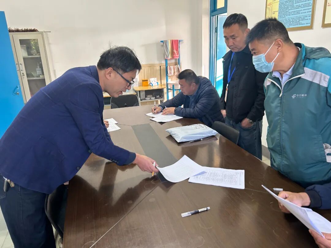 排查設(shè)施除隱患 優(yōu)化路線(xiàn)保平安|宗村小學(xué)開(kāi)展校車(chē)安全隱患排查 排查設(shè)施除隱患 優(yōu)化路線(xiàn)保平安|宗村小學(xué)開(kāi)展校車(chē)安全隱患排查