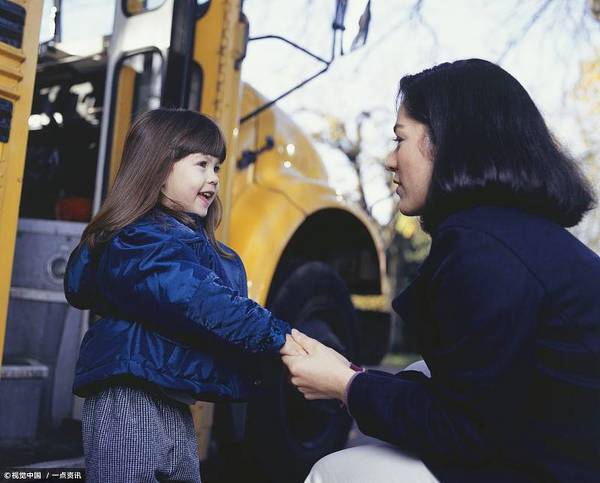 校車內(nèi)須配備哪些安全設(shè)備？