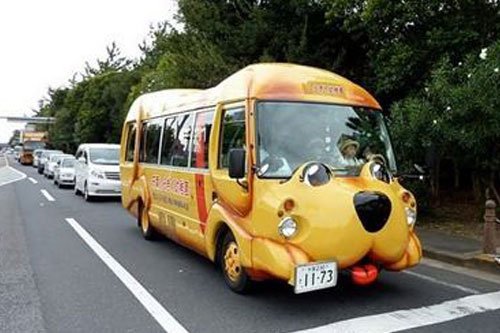 日本校車也賣“萌”　連大人都想坐（圖）
