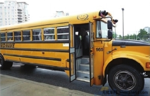 看看國外的校車 我們拿什么拯救你——小孩