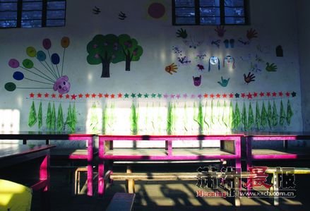 緬懷甘肅正寧校車事故21位遇難者 愿逝者安息