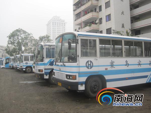 ?？趯W(xué)生何時能坐上“長鼻子”校車？市長回應(yīng)(圖)