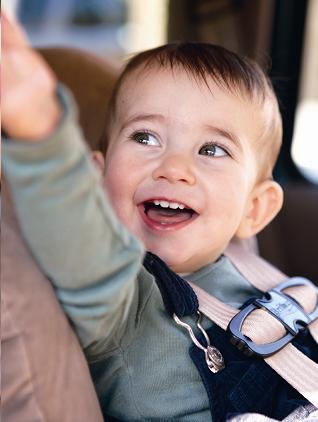 如何應對寶寶乘車中的意外