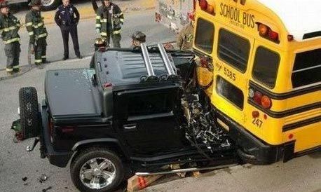 美國校車是最安全、最有特權(quán)的公車（組圖）