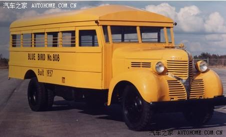 美國(guó)校車應(yīng)對(duì)司機(jī)盲區(qū)的方法/ 美國(guó)校車應(yīng)對(duì)司機(jī)盲區(qū)的方法