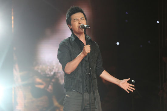 陳思成疑喜事將近 周筆暢完成籌集校車任務(圖) 陳思成疑喜事將近 周筆暢完成籌集校車任務(圖)