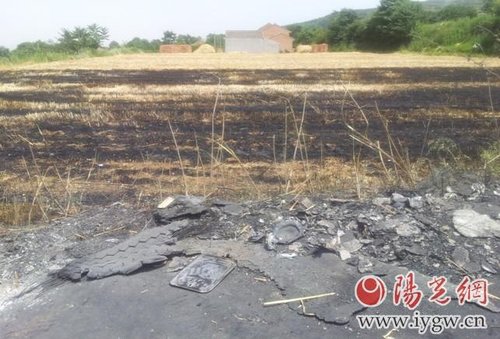 寶雞市:通村客運車充當(dāng)校車自燃 5幼兒脫險司機受傷 寶雞市:通村客運車充當(dāng)校車自燃 5幼兒脫險司機受傷