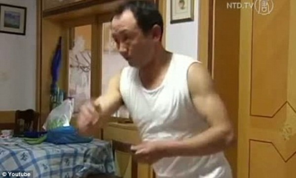 民間自有高人在 南京校車司機苦練十載終修成小葉飛牌