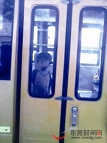 市教育局初步認(rèn)定萬江小鳳凰幼兒園校車事件為責(zé)任事故