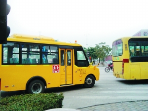 《新交規(guī)完全手冊(cè)》——新鮮出爐 《新交規(guī)完全手冊(cè)》——新鮮出爐