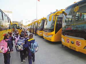 贛州民營學(xué)校刮起“黃色安全旋風(fēng)”