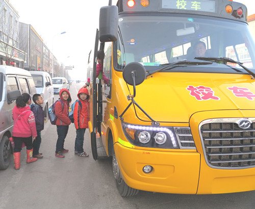 晉北教育大縣的校車(chē)故事