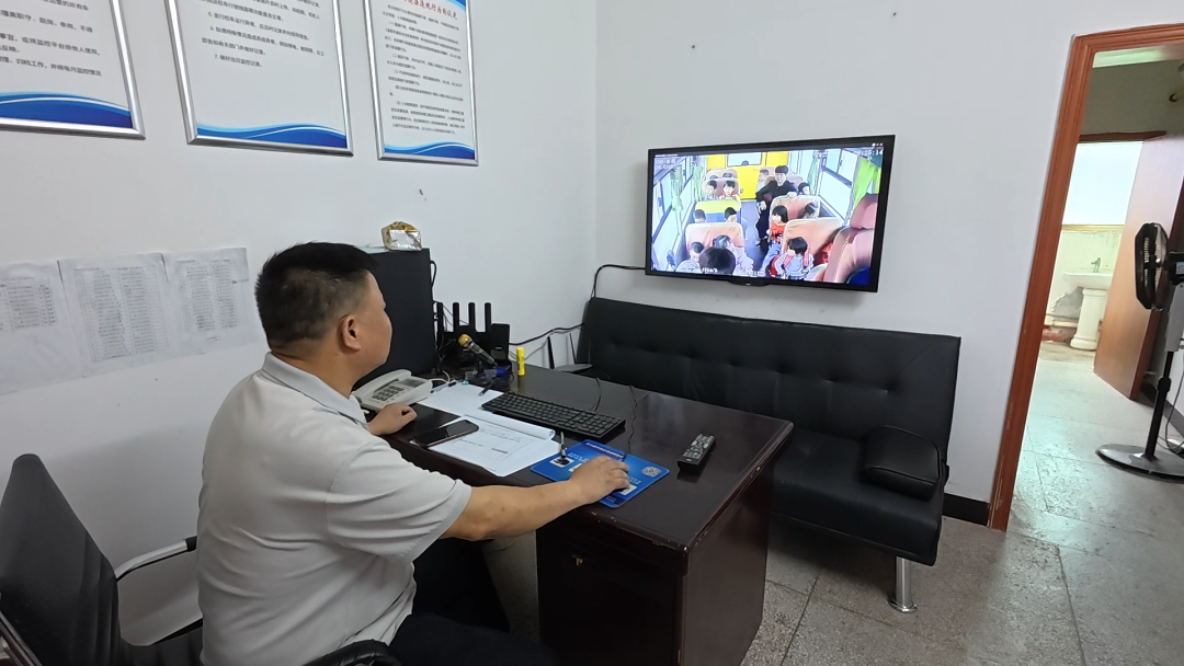 永興縣103臺(tái)校車完成5G智能安防升級(jí)/ 永興縣103臺(tái)校車完成5G智能安防升級(jí)