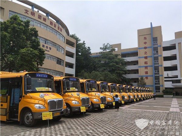 安全護(hù)航不停歇!中通客車打造的又一校車銷售范本 安全護(hù)航不停歇!中通客車打造的又一校車銷售范本