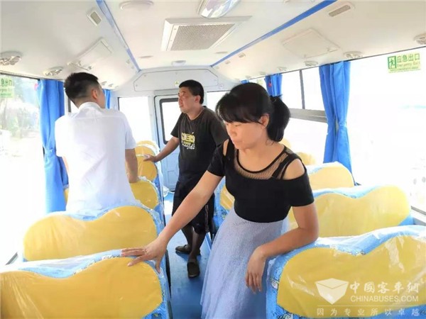 扛起責任打造匠心品質(zhì) 福田歐輝啟動2019年暑期校車巡展活動 扛起責任打造匠心品質(zhì) 福田歐輝啟動2019年暑期校車巡展活動