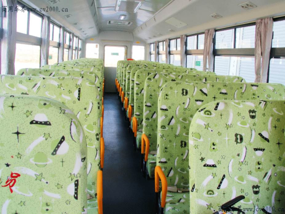 中通客車：推出國(guó)內(nèi)首款空氣懸架校車