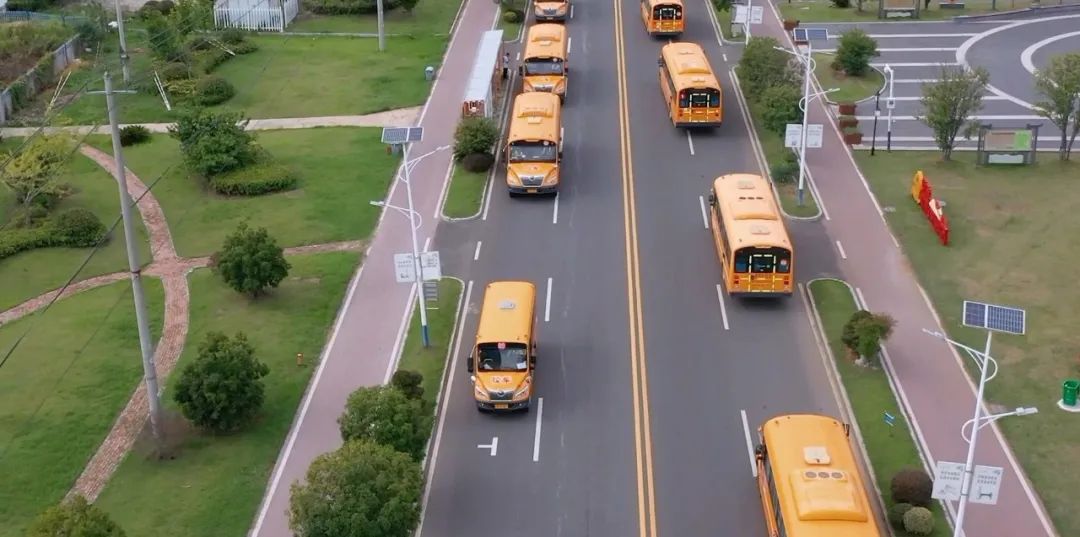 在蕪湖，宇通校車守護孩子們10年上學(xué)路