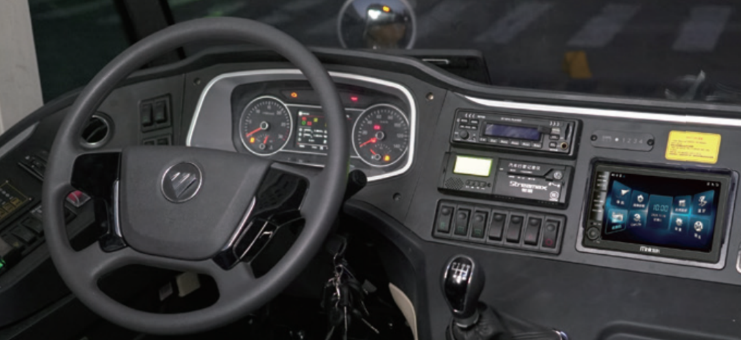 成長(zhǎng)旅途用心守護(hù)，與歐輝健康校車一路童行