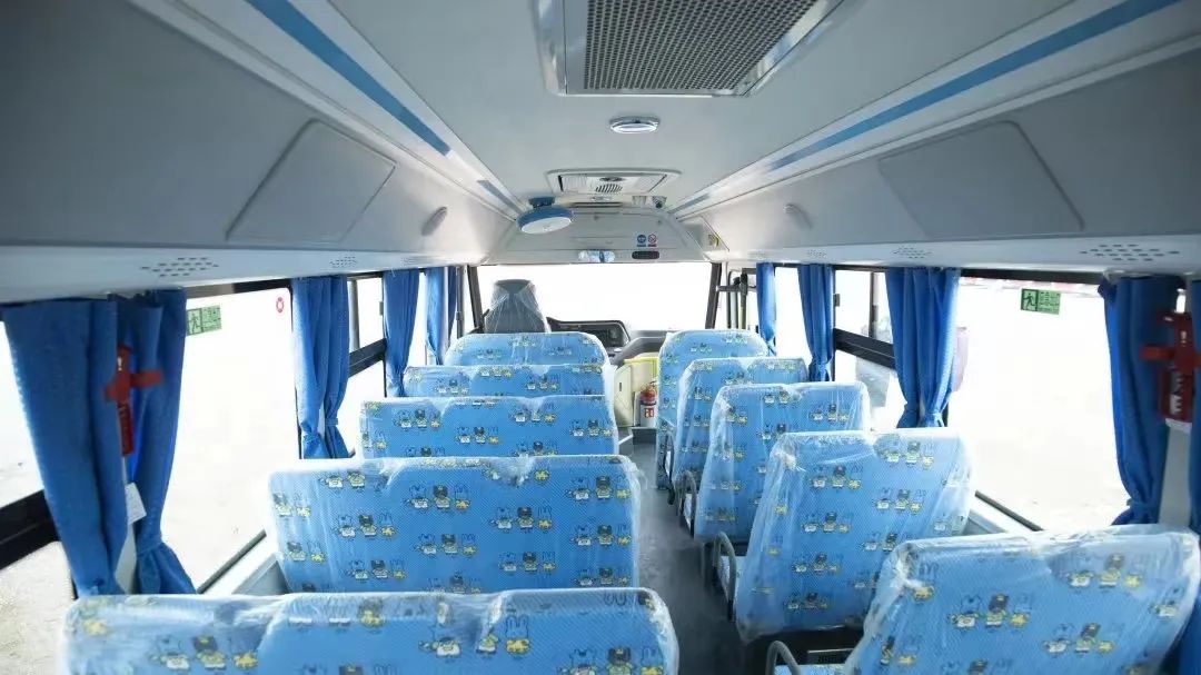 歐輝健康校車別出新“材”，守護學(xué)童健康