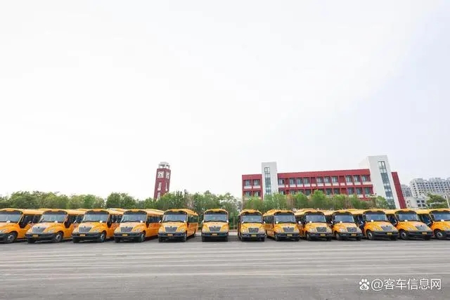 黃驊校車聯(lián)手宇通，把公益做成事業(yè)