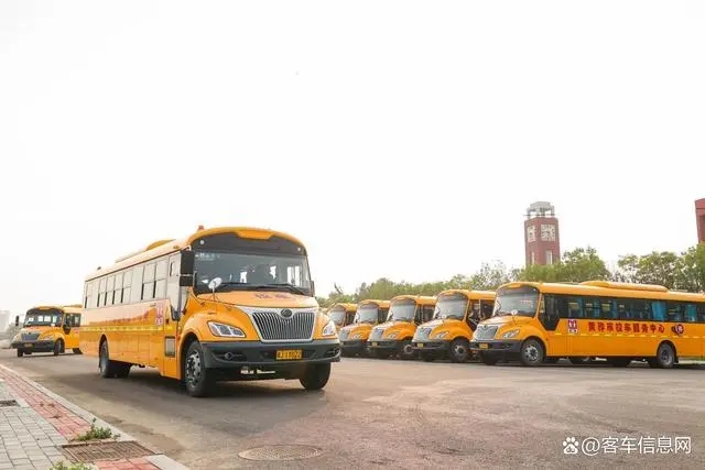 黃驊校車聯(lián)手宇通，把公益做成事業(yè)