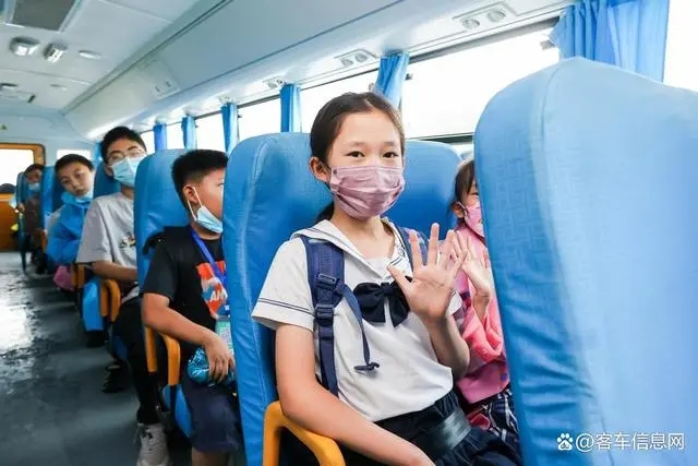 黃驊校車聯(lián)手宇通，把公益做成事業(yè)