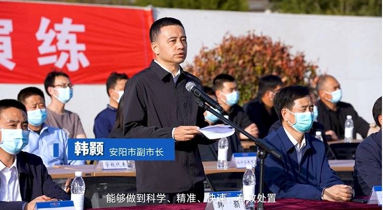 做通勤路上的“鋼鐵防線”，宇通校車實(shí)景演練護(hù)航上學(xué)路