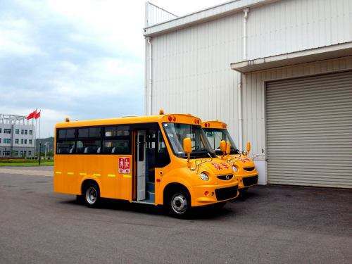 江蘇首次統(tǒng)一整治校車 約談132名學(xué)校主要領(lǐng)導(dǎo) 江蘇首次統(tǒng)一整治校車 約談132名學(xué)校主要領(lǐng)導(dǎo)