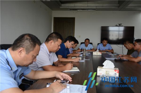 東海雙店鎮(zhèn)啟動(dòng)校車(chē)安全專(zhuān)項(xiàng)整治行動(dòng)/ 東海雙店鎮(zhèn)啟動(dòng)校車(chē)安全專(zhuān)項(xiàng)整治行動(dòng)