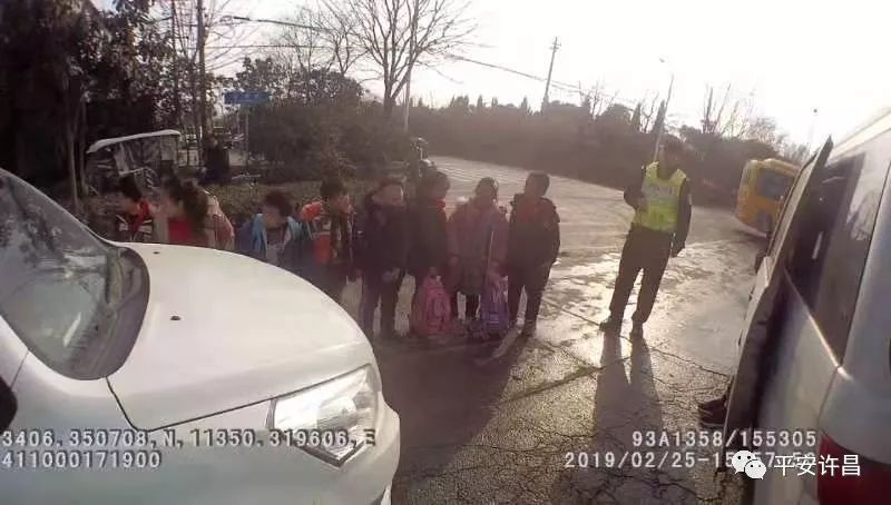 【平安守護(hù)】校車超員隱患大 嚴(yán)懲不貸保安全