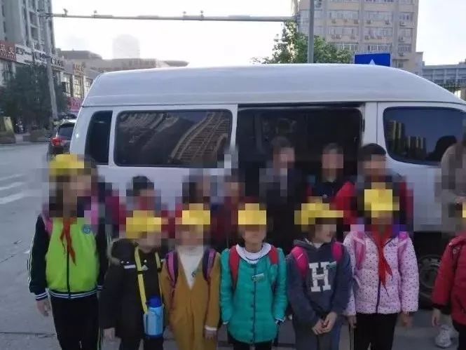 校車安全無小事，福清交警嚴查嚴處“黑校車”!!!