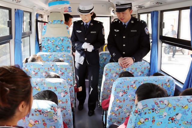 全國中小學生安全教育日 | 校車安全演練ing~ 全國中小學生安全教育日 | 校車安全演練ing~