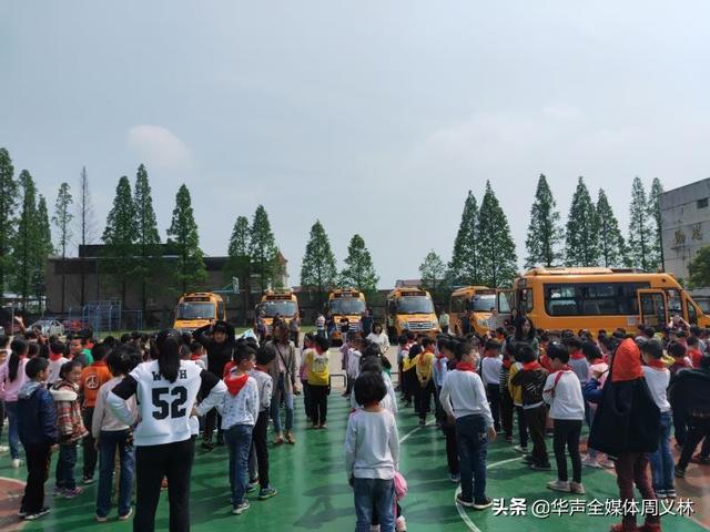 加強(qiáng)校車安全管理，保障乘車學(xué)生安全