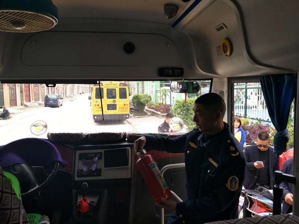 湖北：南漳縣給學(xué)前校車“體檢”