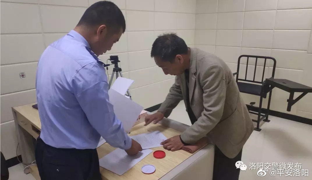 校車(chē)安全豈容兒戲！交警將嚴(yán)查這些違法行為...