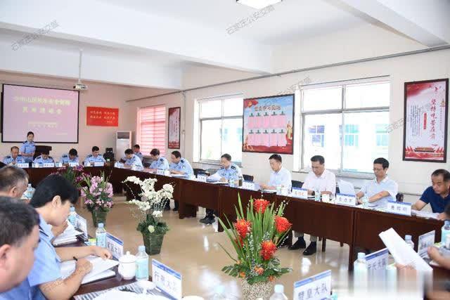 權(quán)威發(fā)布丨責(zé)任重于泰山——校車管理再出組合拳！