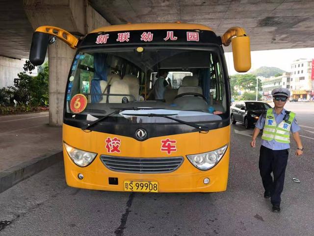 東莞交警開展集中整治重點車輛交通違法行為專項攻堅行動