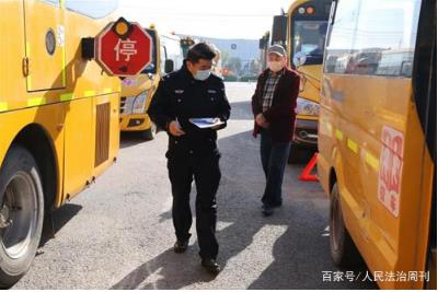 開(kāi)學(xué)前，山東德州蜀黍在線忙